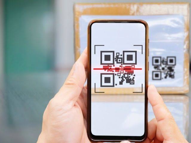 Fake QR Codes in Dubai and the UAE: How to Identify and Report Scams